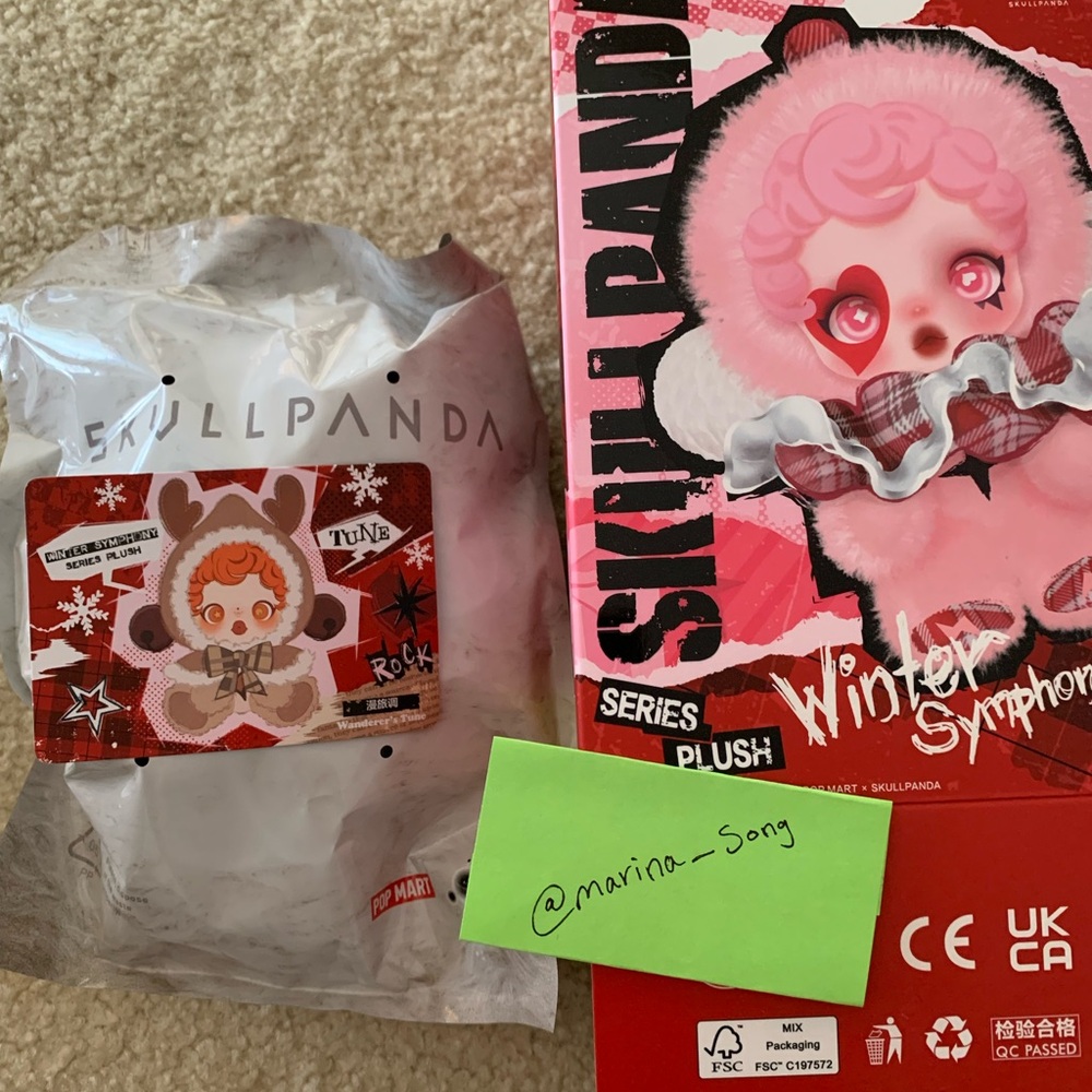 🍦❤️SKULLPANDA - WINTER SYMPHONY PLUSH PENDANT (Wanderer’s Tune) SEALED